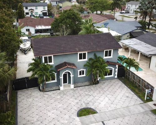 15302 Sw 180th Ter, Miami, FL, 33187-6237 | Card Image