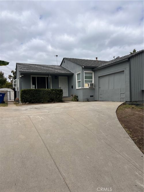 6607 Aura, Reseda, CA, 91335 | Card Image