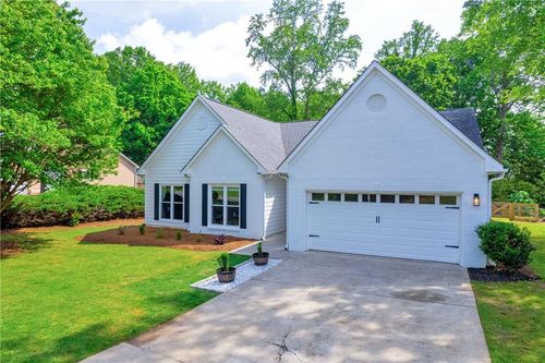 1525 Keystone Dr, Suwanee, GA, 30024-4260 | Card Image