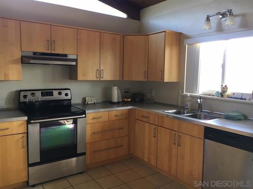 240 S Helix Ave, Solana Beach, CA, 92075 | Card Image