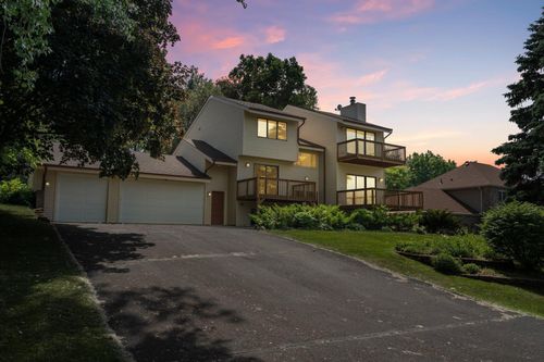 2405 Dianna Ln, Little Canada, MN, 55117-1632 | Card Image