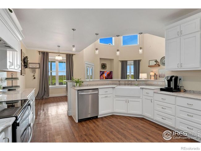 Kitchen | Image 12