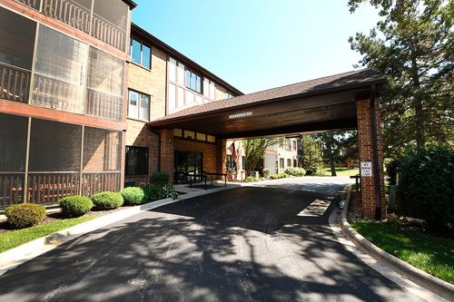 apt-104-7800 W Foresthill Ln, Palos Heights, IL, 60463-2702 | Card Image