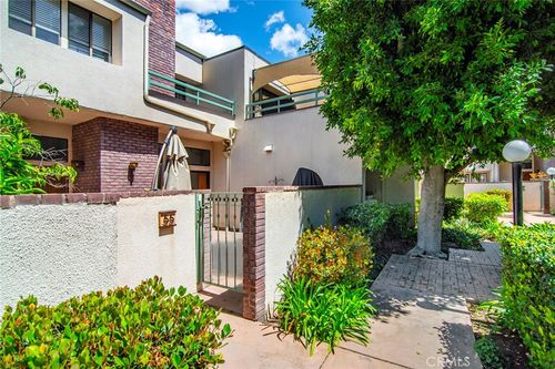 55-18739 Hatteras St, Tarzana, CA, 91356 | Card Image