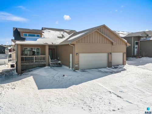 1108 N Mossy Oak Ave Avenue, Sioux Falls, SD, 57103-672 | Card Image