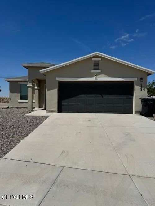 953 Yellow Bells Pl, Horizon City, TX, 79928-2414 | Card Image