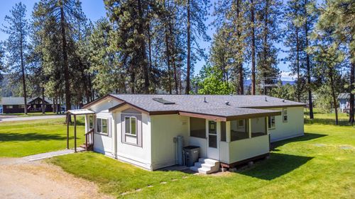 6571 Lake Forest Dr, Nine Mile Falls, WA, 99026-9544 | Card Image