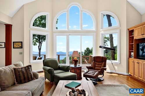 78 Timber Ridge Ln, WINTERGREEN RESORT, VA, 22967-8254 | Card Image
