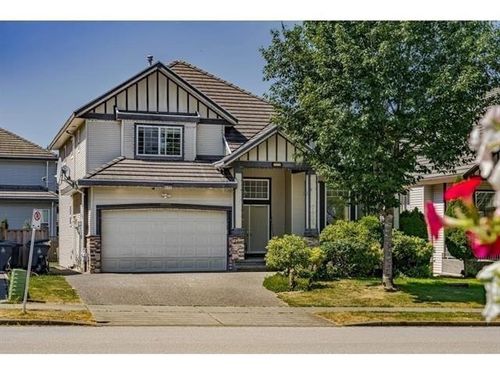 7833 147a St, Surrey, BC, V3S2T8 | Card Image