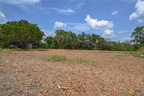 332 Arrowhead Point Rd, Belton, TX, 76513-6764 | Card Image