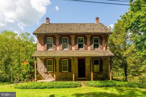 380 Witmer Rd, Mohnton, PA, 19540-7826 | Card Image