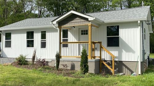 3329 Center St, CHATTANOOGA, TN, 37419-1601 | Card Image