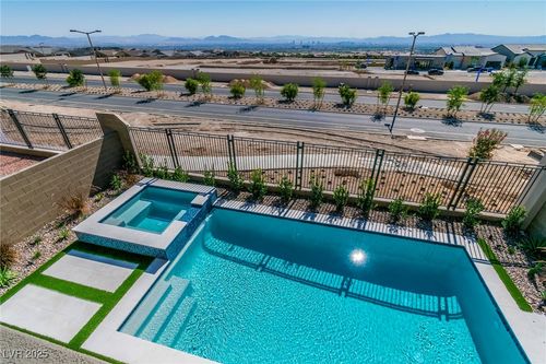 528 Parkwind Ln, Las Vegas, NV, 89138-6579 | Card Image