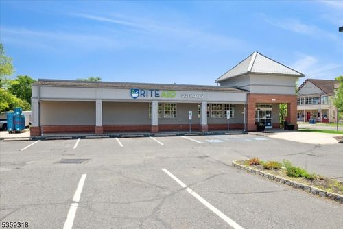 132 N Gaston Ave, Somerville, NJ, 08876-2419 | Card Image