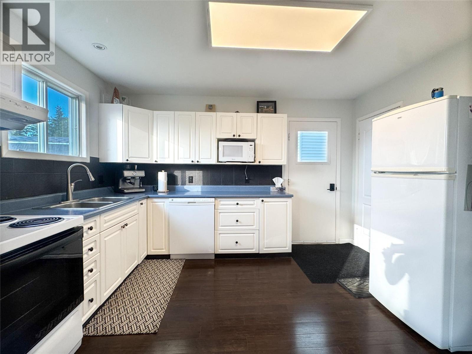 Residential in Tumbler Ridge 4