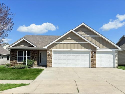 853 Aurora Cir, Red Wing, MN, 55066-1323 | Card Image