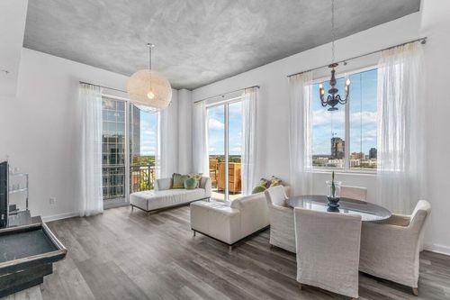 1605-300 S Australian Ave, West Palm Beach, FL, 33401-5083 | Card Image