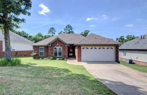 21 W Point Dr, Maumelle, AR, 72113-5921 | Card Image