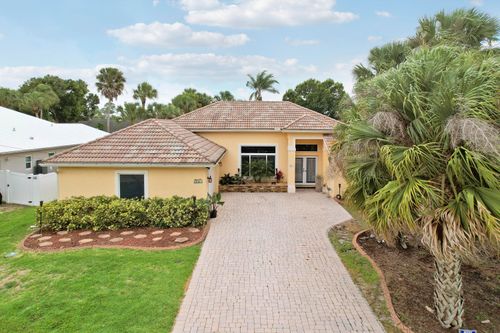 1590 Sw Underwood Ave, Port St. Lucie, FL, 34953-2586 | Card Image
