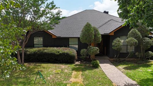 104 Creek Side Ct, Kennedale, TX, 76060-5401 | Card Image