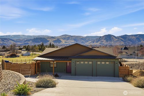 224 Nw Chinook Way, East Wenatchee, WA, 98802 | Card Image
