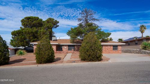 6601 Pino Real Dr, El Paso, TX, 79912-2929 | Card Image