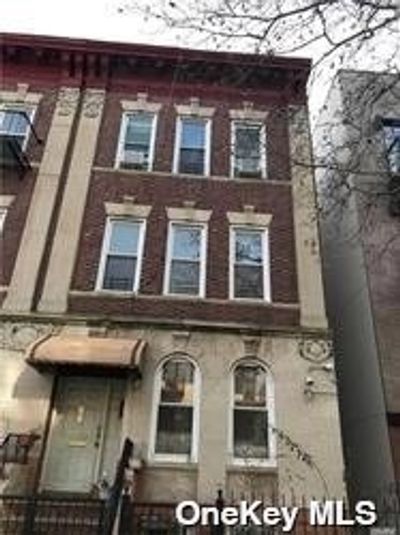 198 Hawthorne Street, Home with 9 bedrooms, 4 bathrooms and null parking in Prospect Lefferts Gardens NY | Image 3