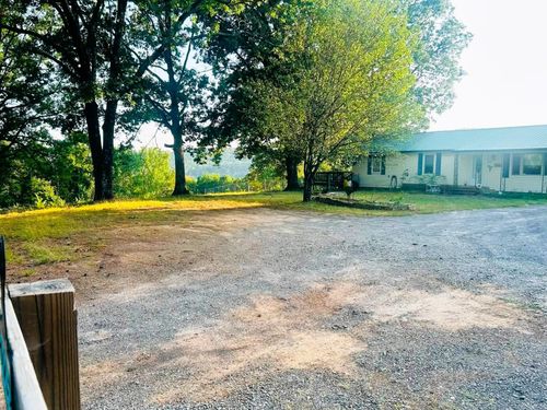2225 Highway 16 W, Clinton, AR, 72031-7326 | Card Image