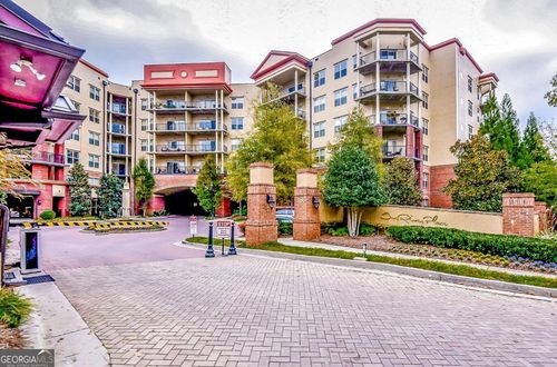 unit-120-200 River Vista Dr, Atlanta, GA, 30339-7604 | Card Image