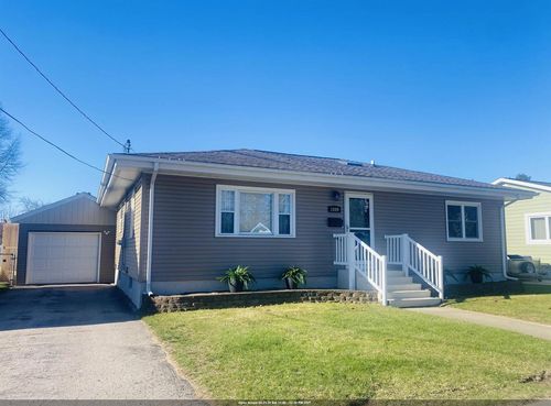 1809 29th Avenue, Menominee, MI, 49858 | Card Image