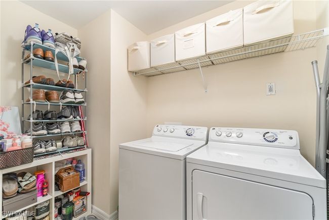 Washroom featuring independent washer and dryer | Image 17