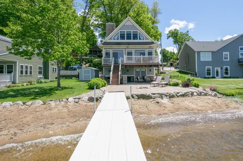 14847 Lake St, Marcellus, MI, 49067-9771 | Card Image