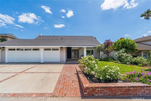 938 Oakcrest Ave, Brea, CA, 92821-1826 | Card Image