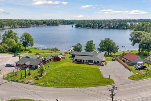 4998 N Main St, Long Lake, MI, 48743 | Card Image