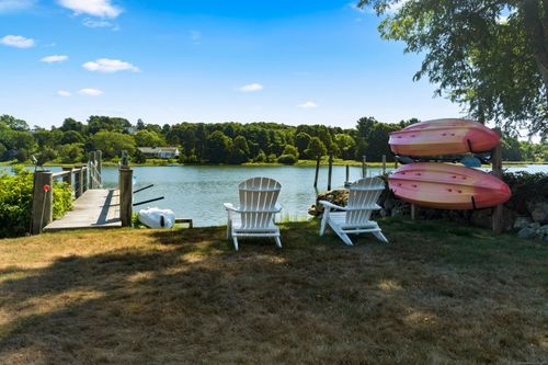 30 Cove Rd, Stonington, CT, 06378-2300 | Card Image