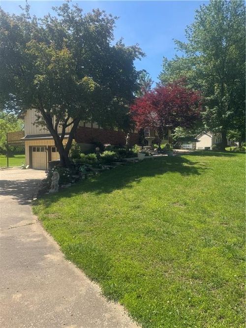 25401 Lone Pine Dr, Cleveland, MO, 64734-9342 | Card Image