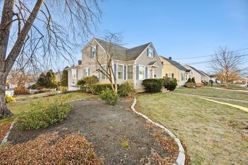 58 Randall Ave, Somerset, MA, 02726-2513 | Card Image