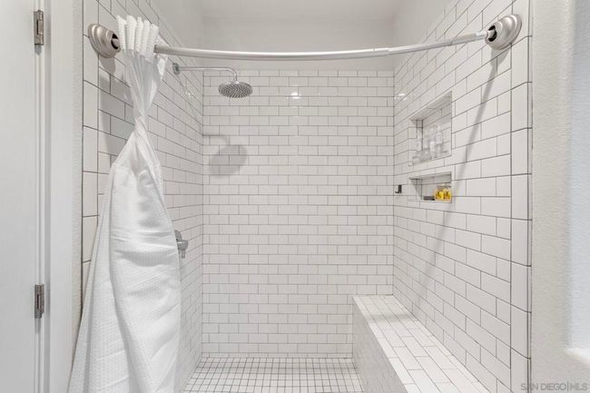 C - 16304 Avenida Venusto, Condo with 3 bedrooms, 2 bathrooms and 4 parking in San Diego CA | Image 17