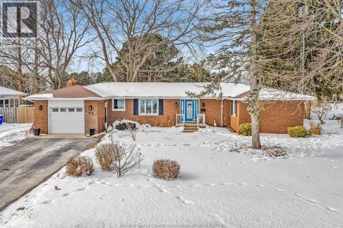 1511 Redwood Rd, Kingsville, ON, N9Y2V4 | Card Image