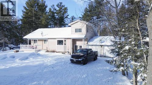 146 Copper Bay Rd, Bruce Mines, ON, P0R1C0 | Card Image