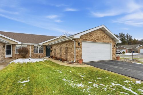 2952 Freedom Cir, Crown Point, IN, 46307-9598 | Card Image
