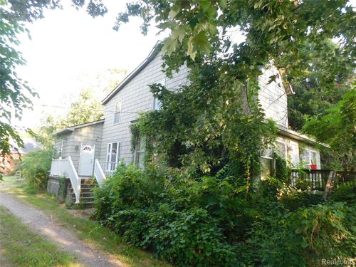 5284 Scotch Settlement Rd, Almont, MI, 48003-8723 | Card Image