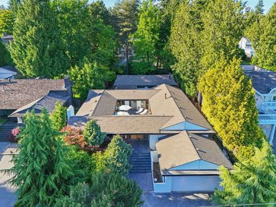 1055 W 57th Ave, House other with 8 bedrooms, 4 bathrooms and 2 parking in Vancouver BC | Image 1