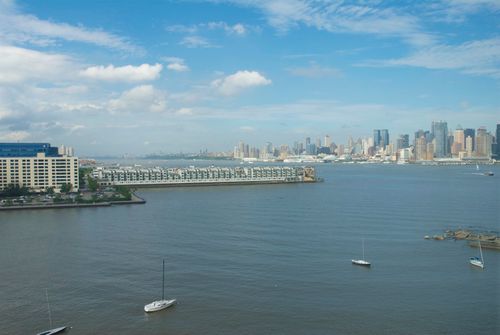 apt-8f-1500 Washington St, Hoboken, NJ, 07030-6738 | Card Image