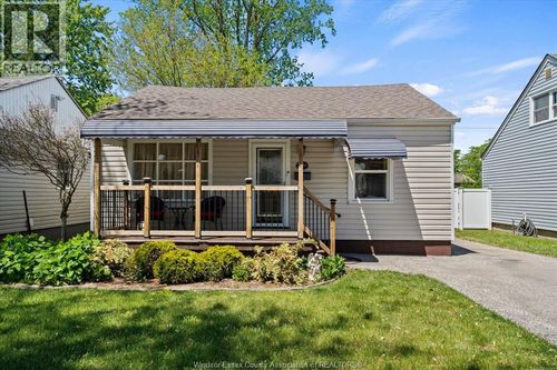 3560 Barrymore Lane, Windsor, ON, N9C1V3 | Card Image