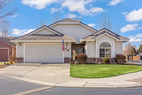 1959 Nw 18th St, Redmond, OR, 97756-1580 | Card Image