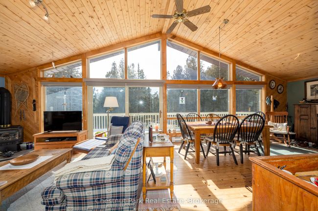 39 Hatt St, House other with 2 bedrooms, 1 bathrooms and 4 parking in Tobermory ON | Image 17