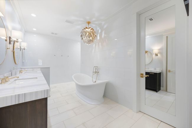 290 Seabreeze Blvd | Image 44