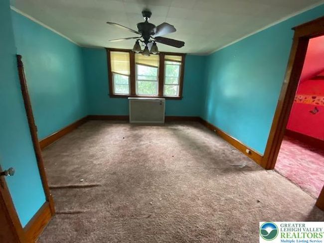 7142 Pa Route 873, House other with 4 bedrooms, 2 bathrooms and null parking in Slatington PA | Image 6