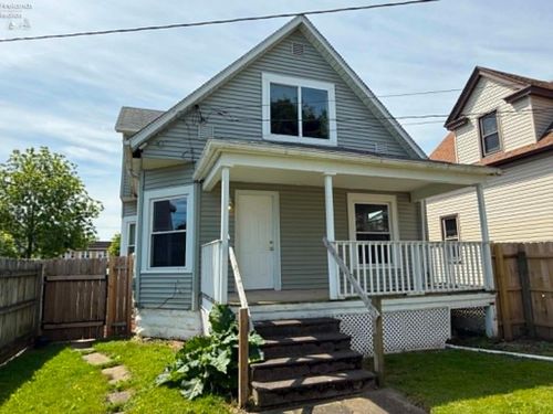 2 Andress Court, Lorain, OH, 44052 | Card Image